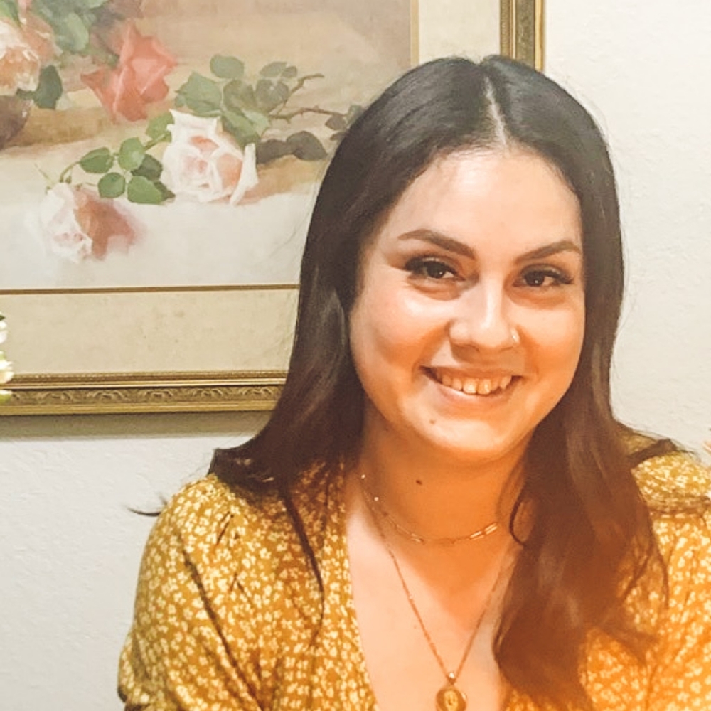 Meet your Posher, Thalia